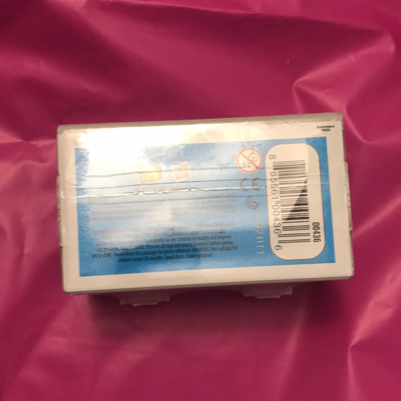 MONOPOLY SURPRISE
Exclusive Collectible Community Chest - Picture 4 of 5